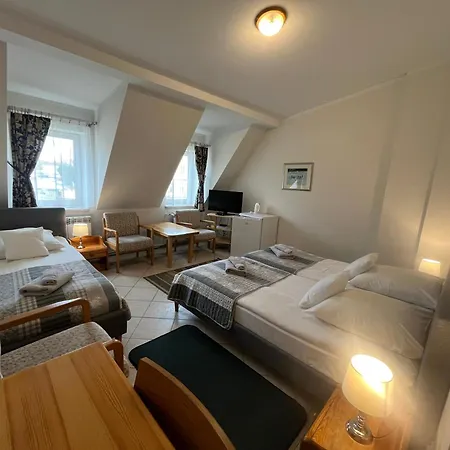 Inn Gosciniec Jantar 3*